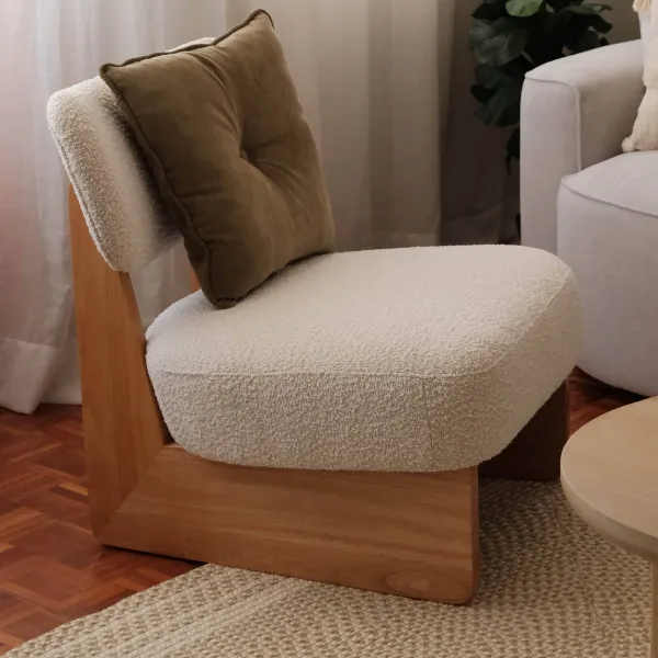 Emma Cloud White Lounge Chair