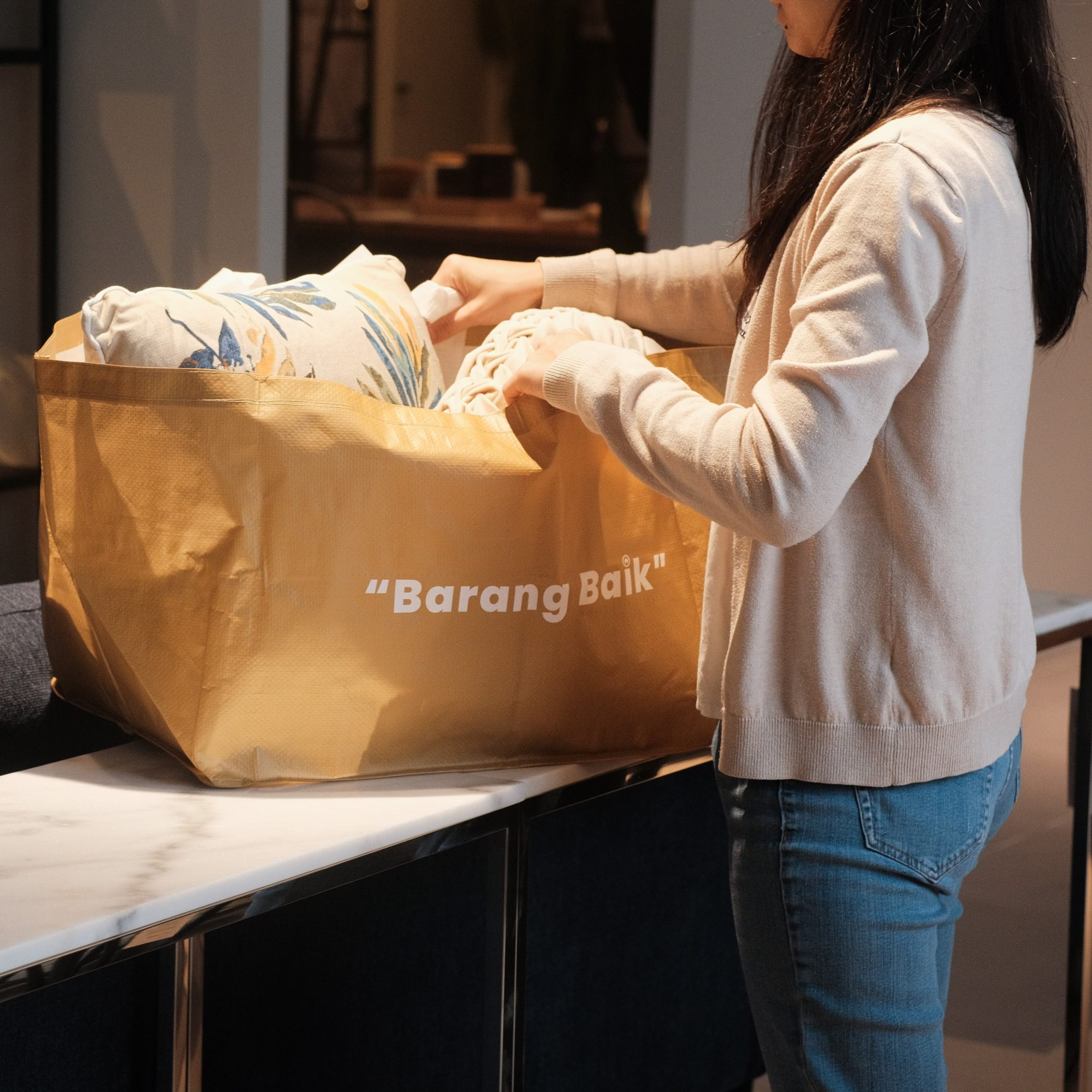 Baik Carrier Bag