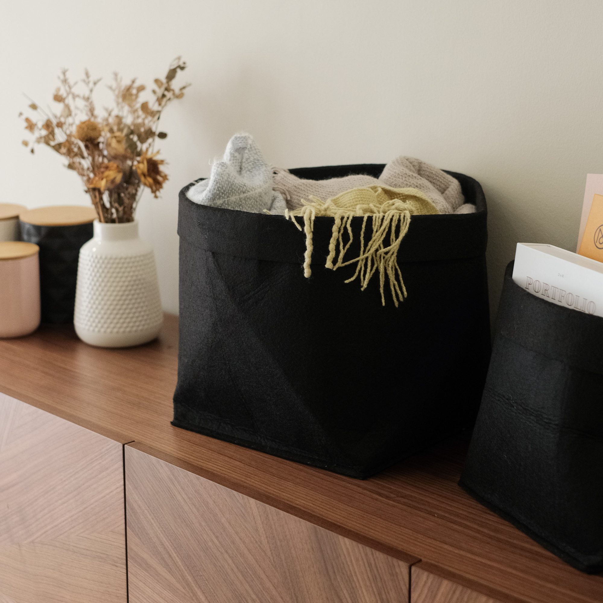 Alfie Black Felt Basket - Small