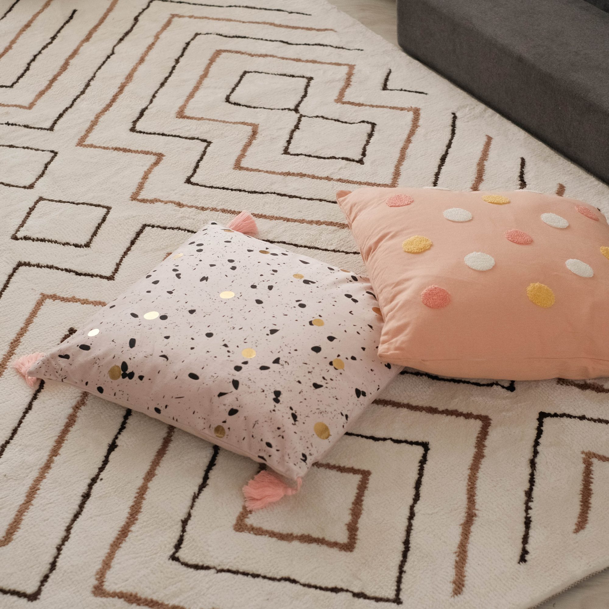 Tabitha Pink Velvet Cushion with Tassels 45x45