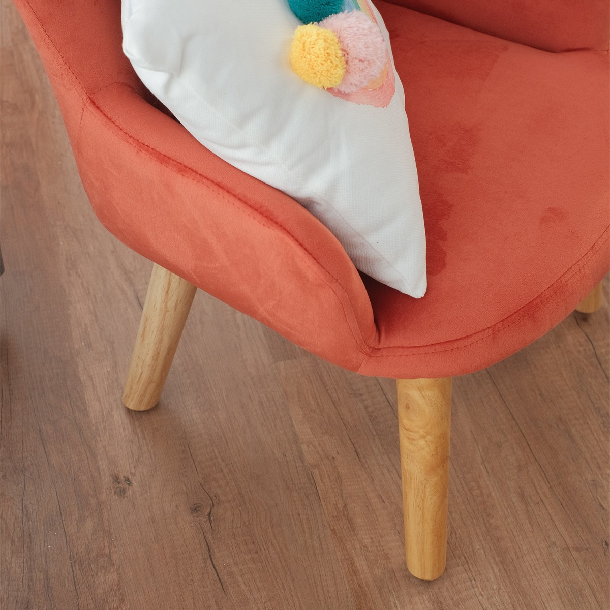 Dolly Kids Carrot Velvet Chair