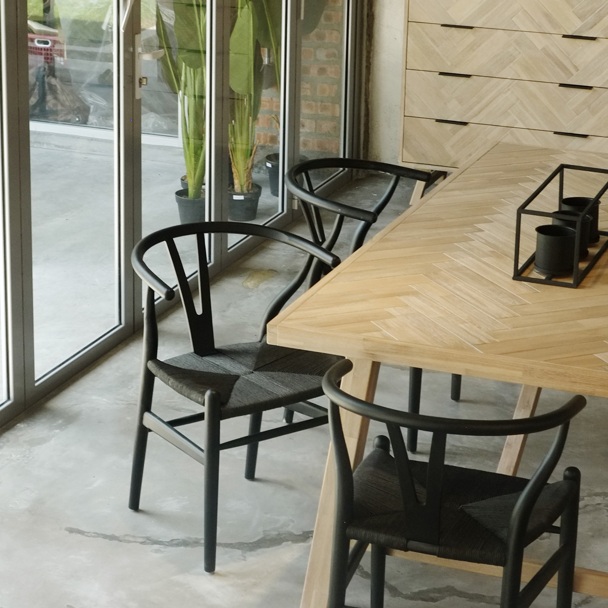 Replica Wishbone Dining Chair Ebony