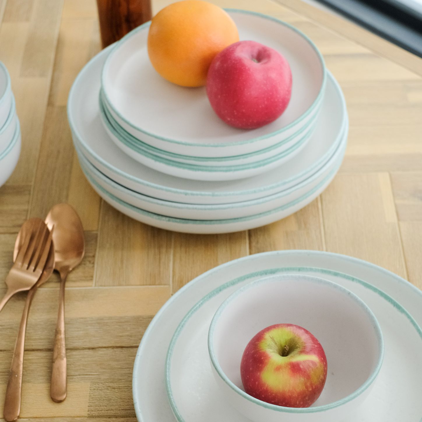Crystal Tiffany Reactive Rim12-piece Dinner Set