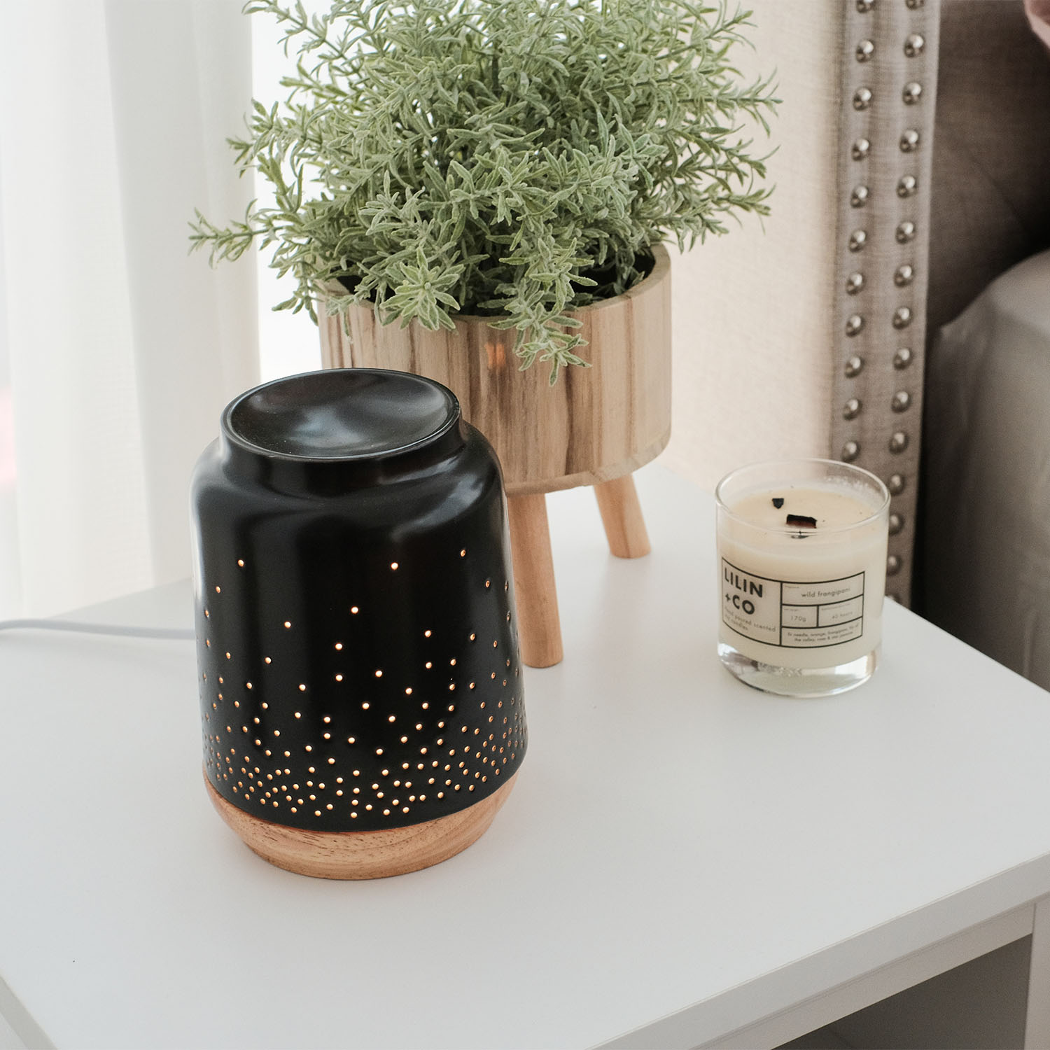 Helena Black Diffuser Burner (Markdown)