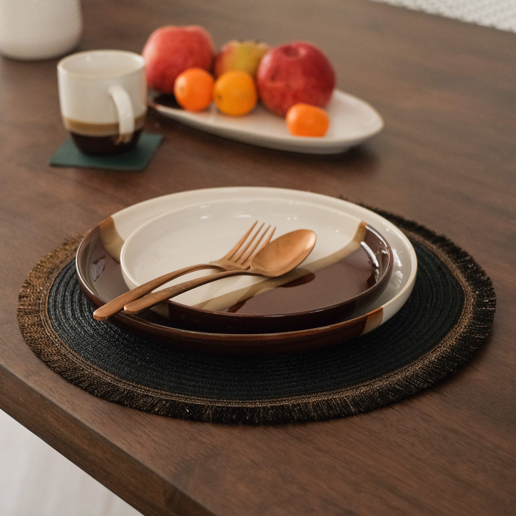Fringe Black Round Placemat