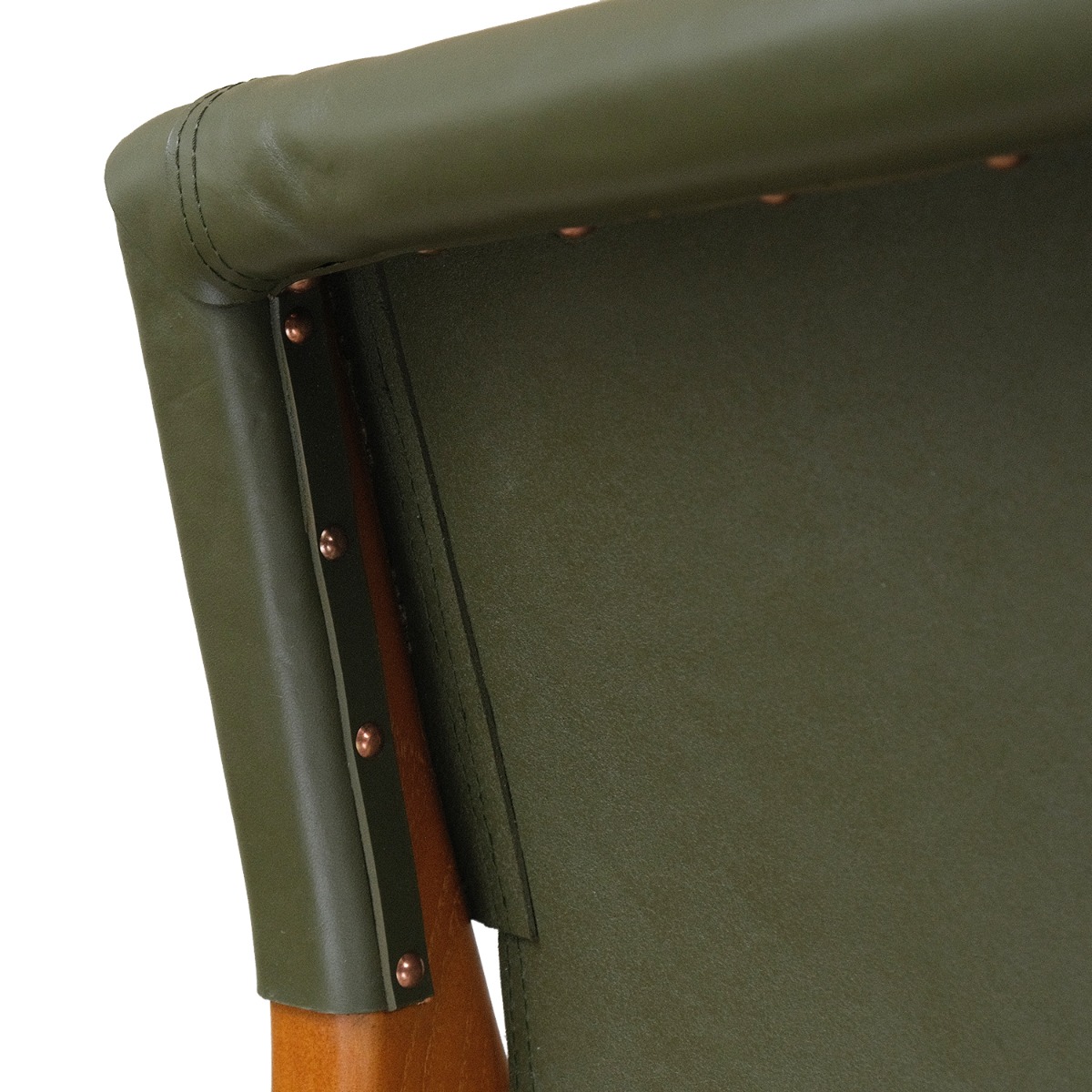 Capri Olive Leather Lounge Chair