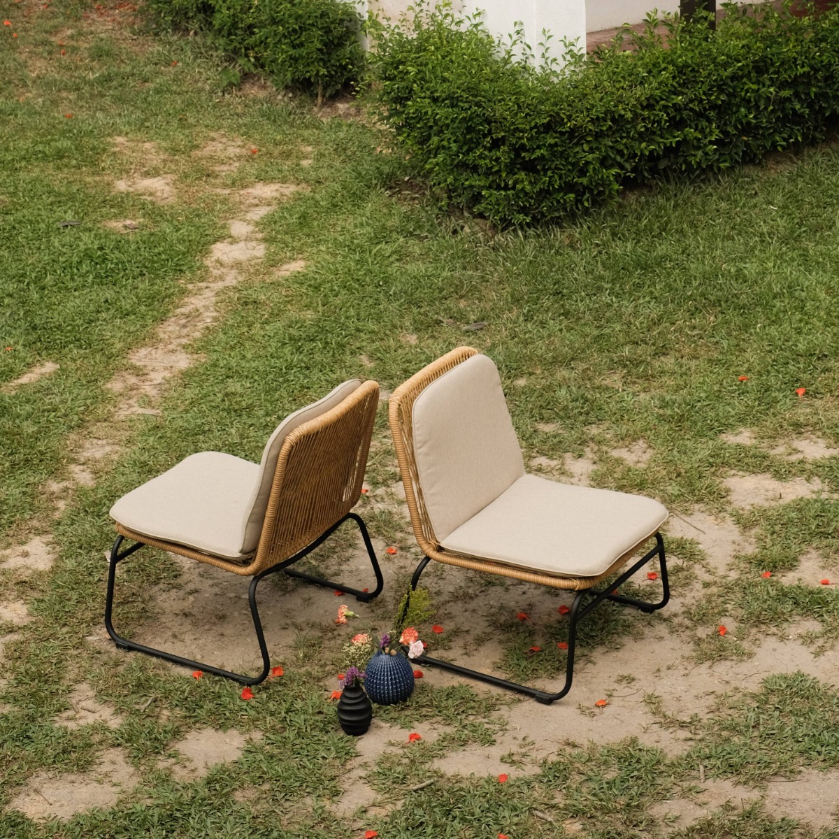 Erica Outdoor Lounge Chair