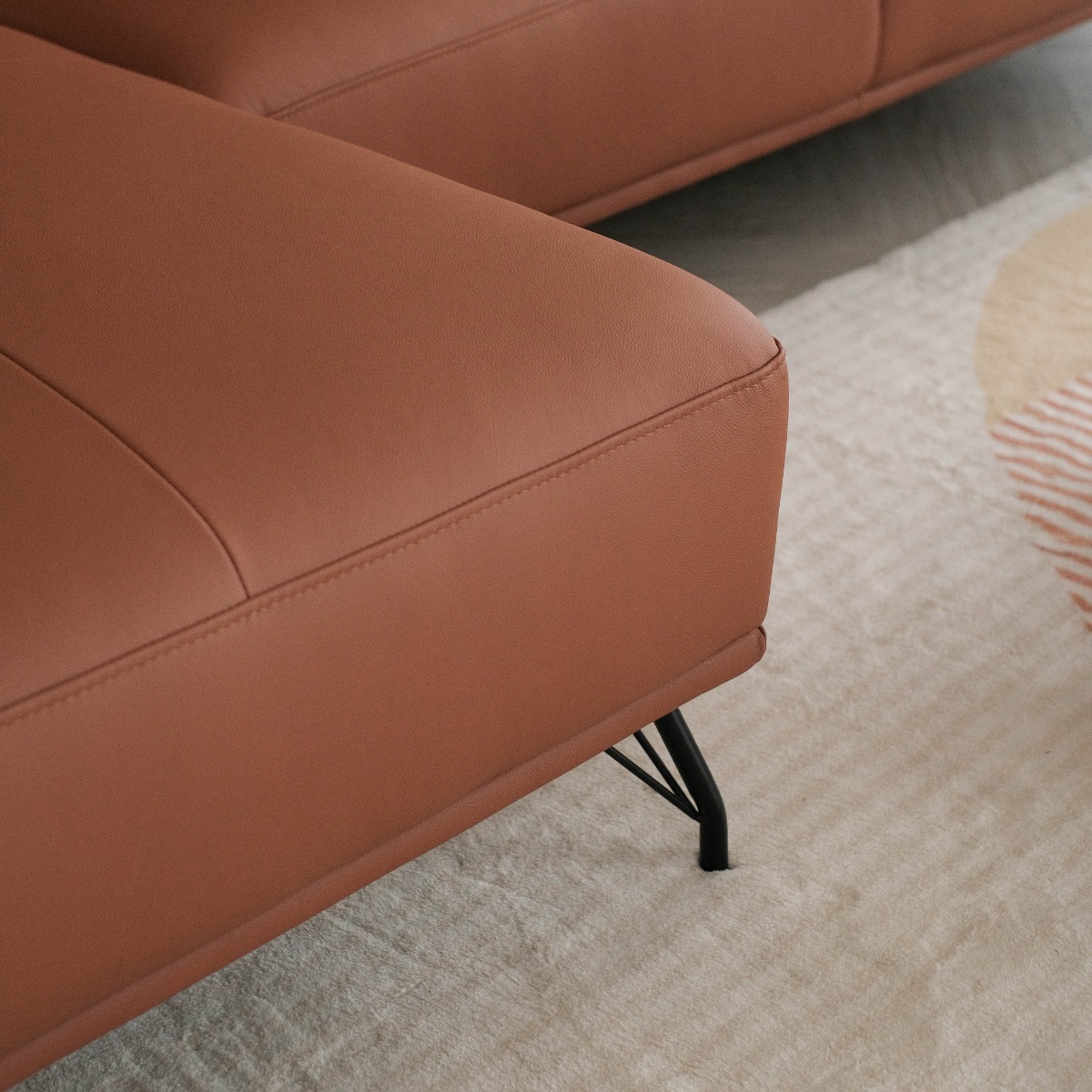Maila Leather Right Sectional Sofa With Adjustable Back