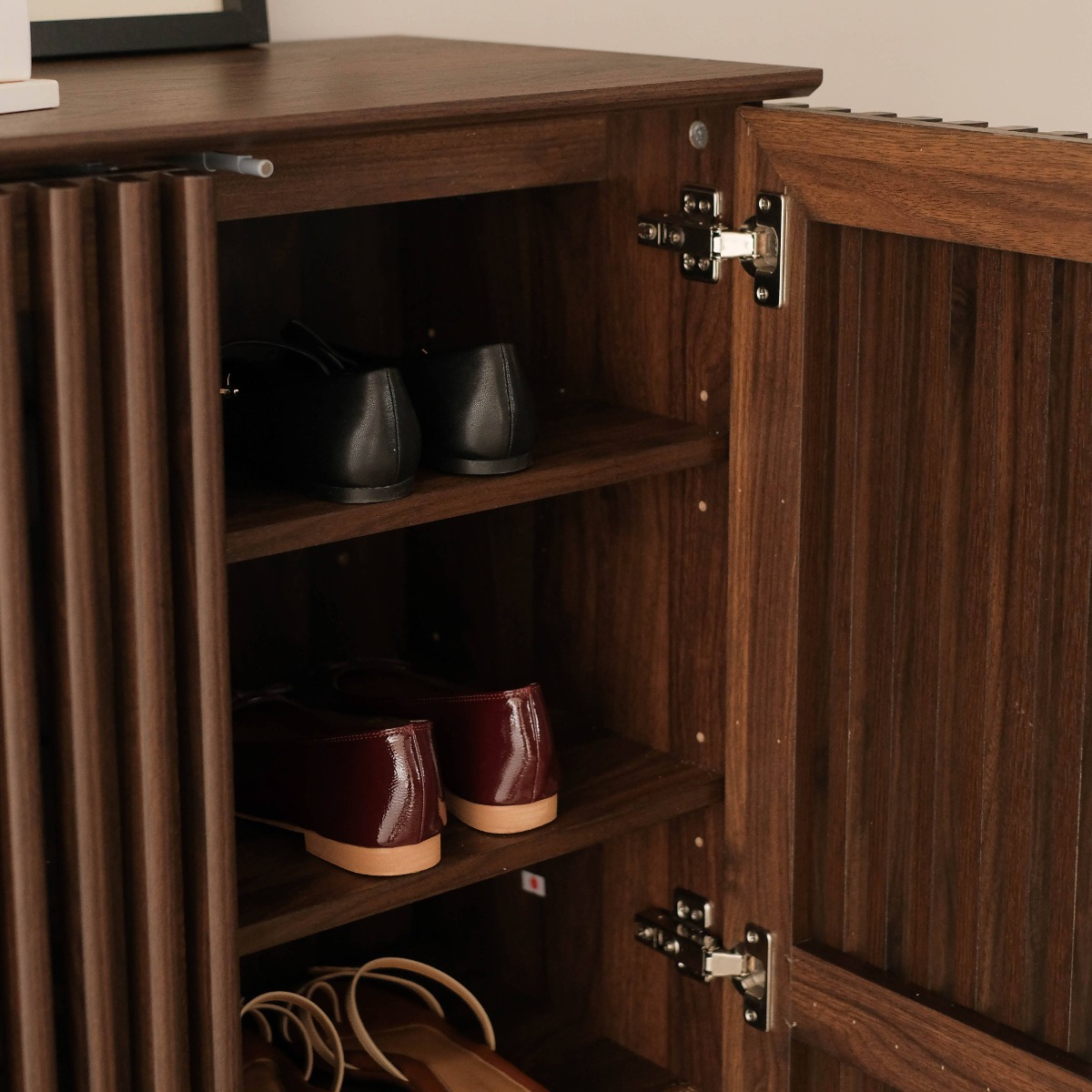 Linear Dark Brown 2 Doors Cabinet