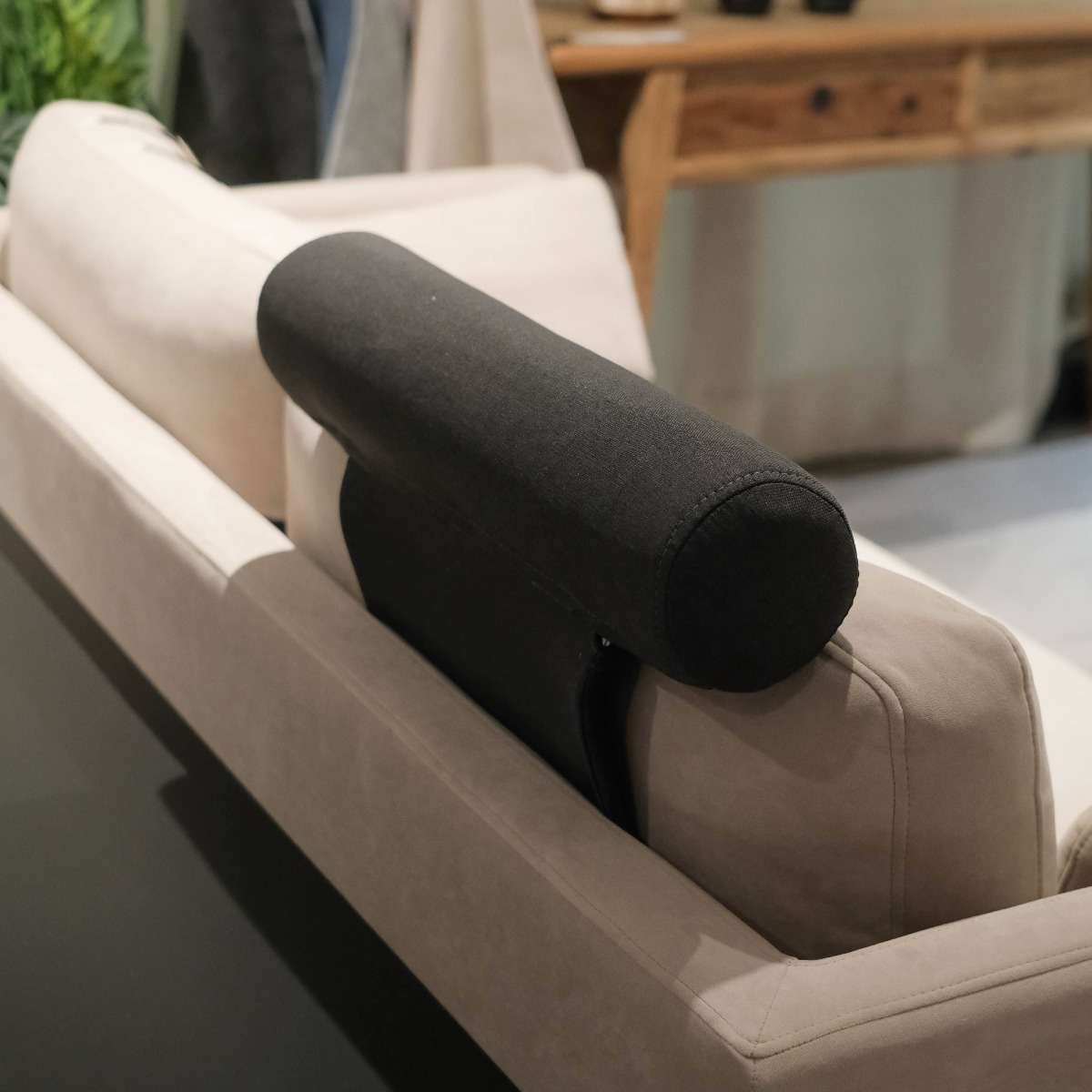 Laura Pebble Grey Headrest