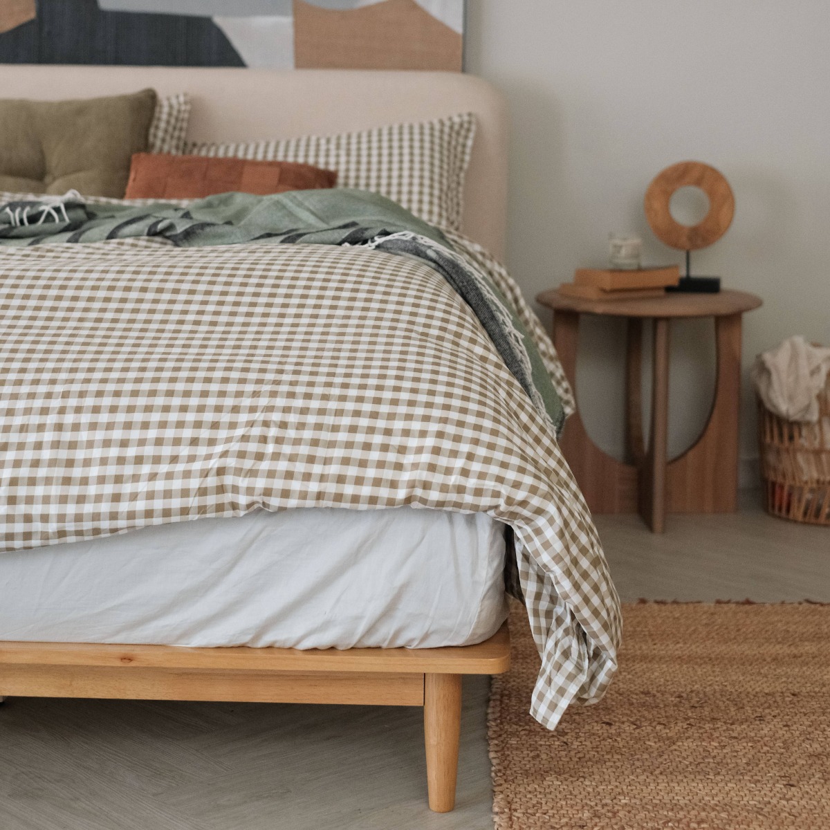 Jonah Natural King Bed