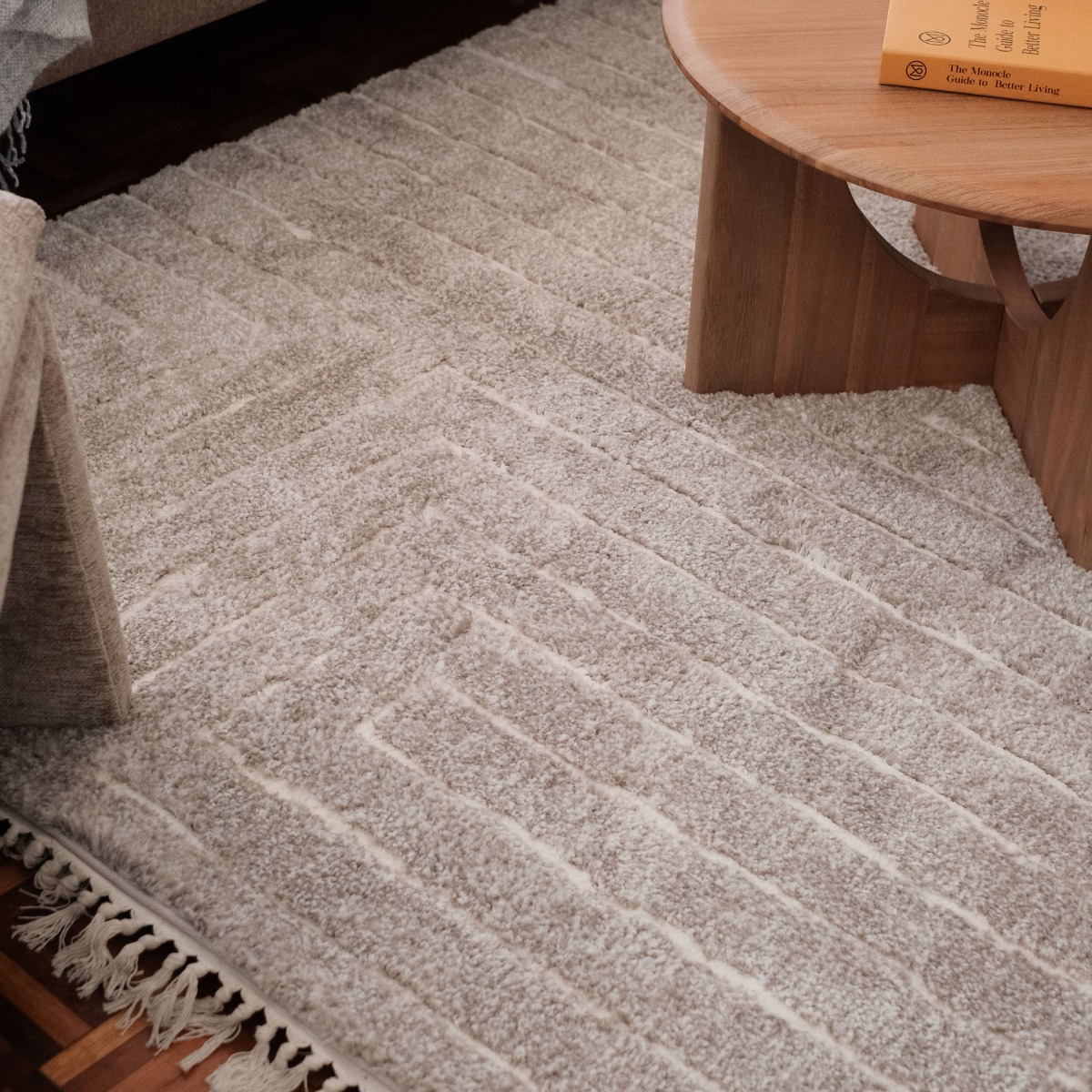 Zoe Polyester Shaggy Rug with Fringe 140x200cm