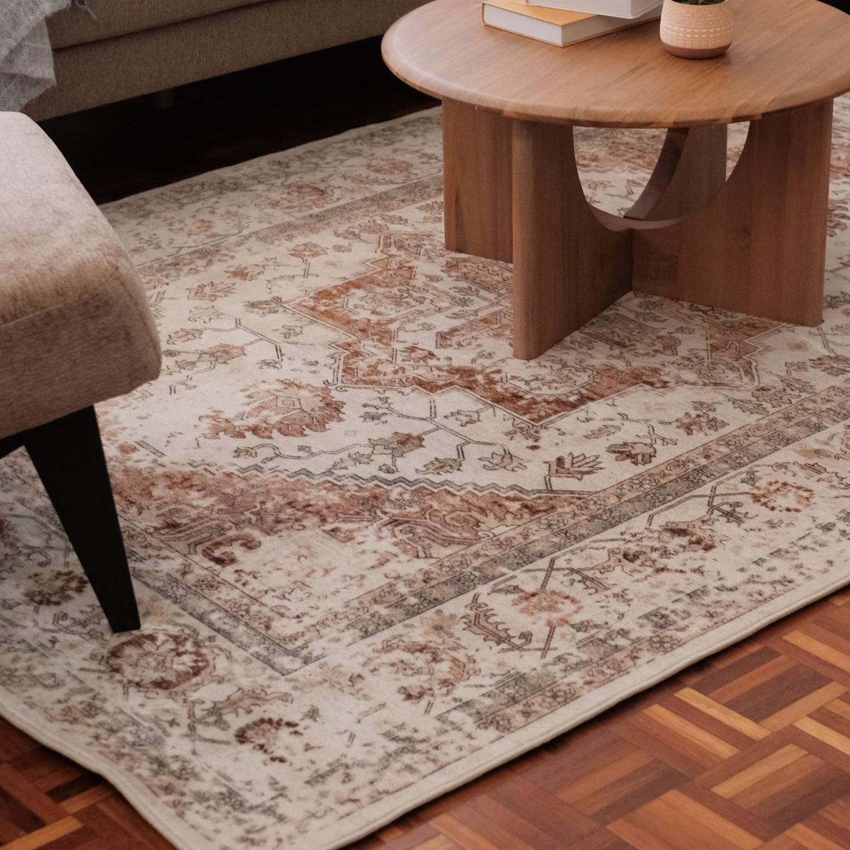 Yara Printed Polyester Silky Rug 140x200cm