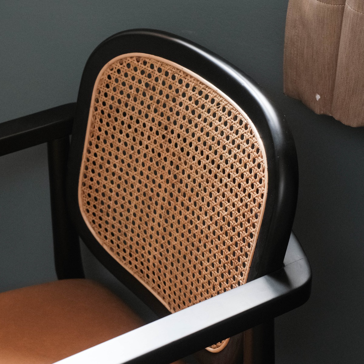 Mori Ebony Lounge Chair