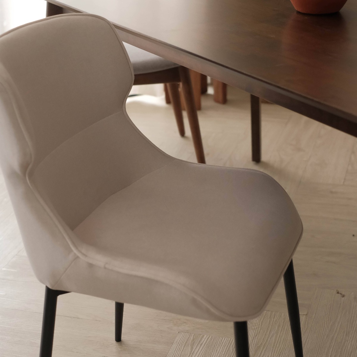 Mateo Pearl White Dining Chair