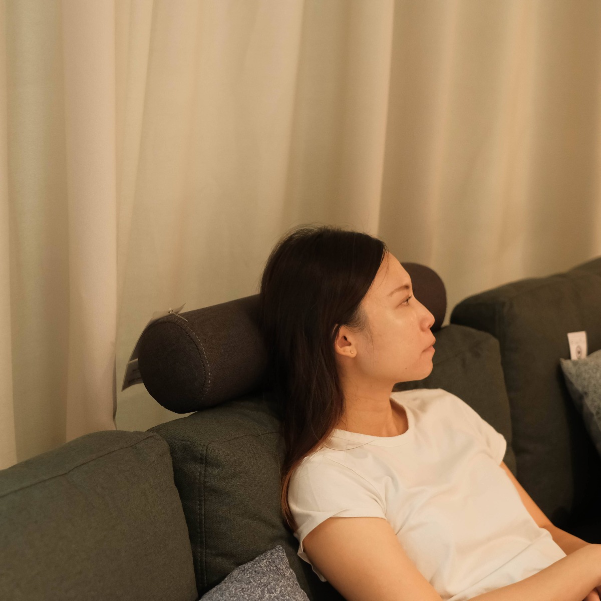 Laura Pebble Grey Headrest