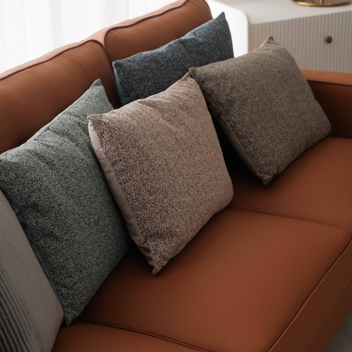 Neil Smoky Pink Cushion 40x60