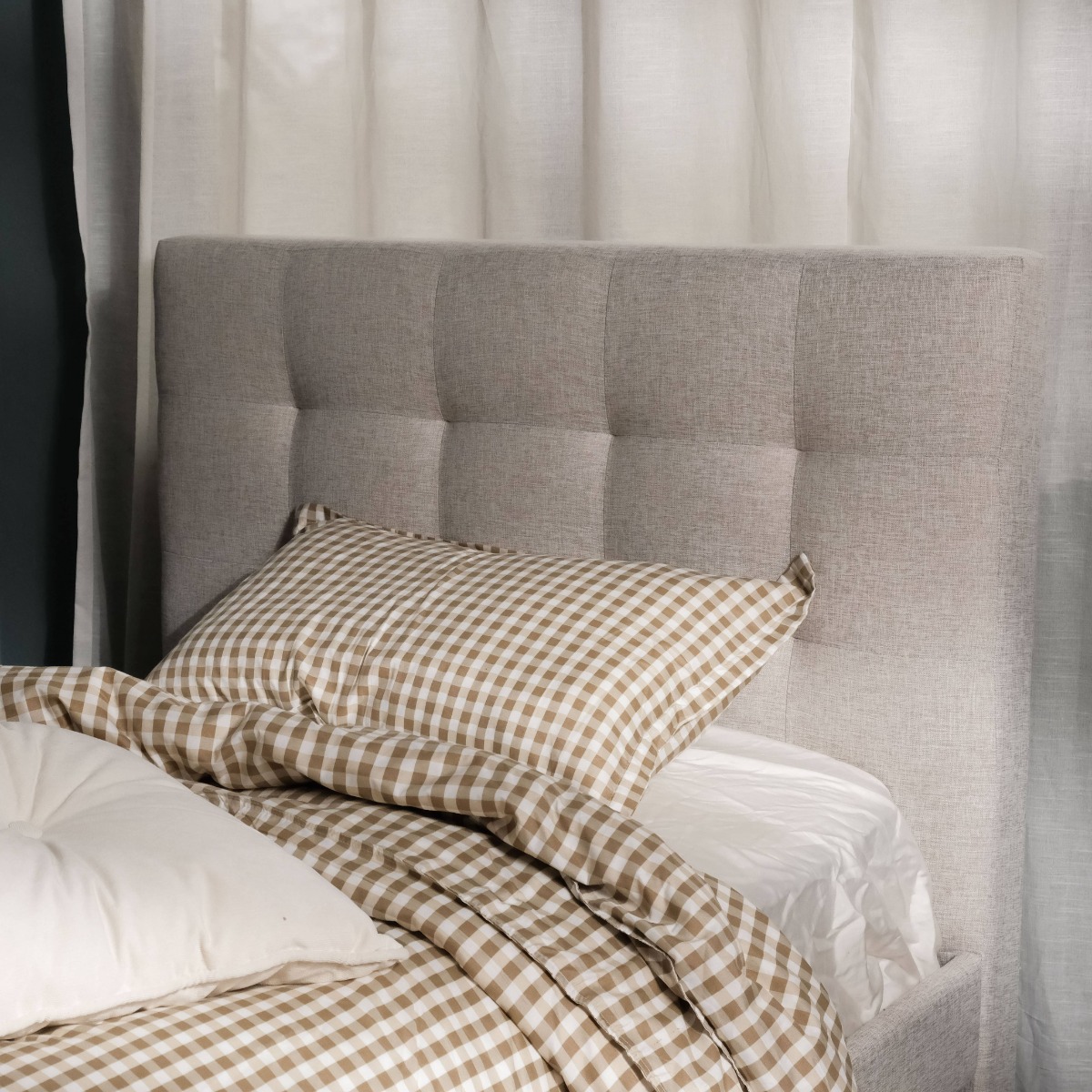Lillian Oatmeal Super Single Trundle Bed
