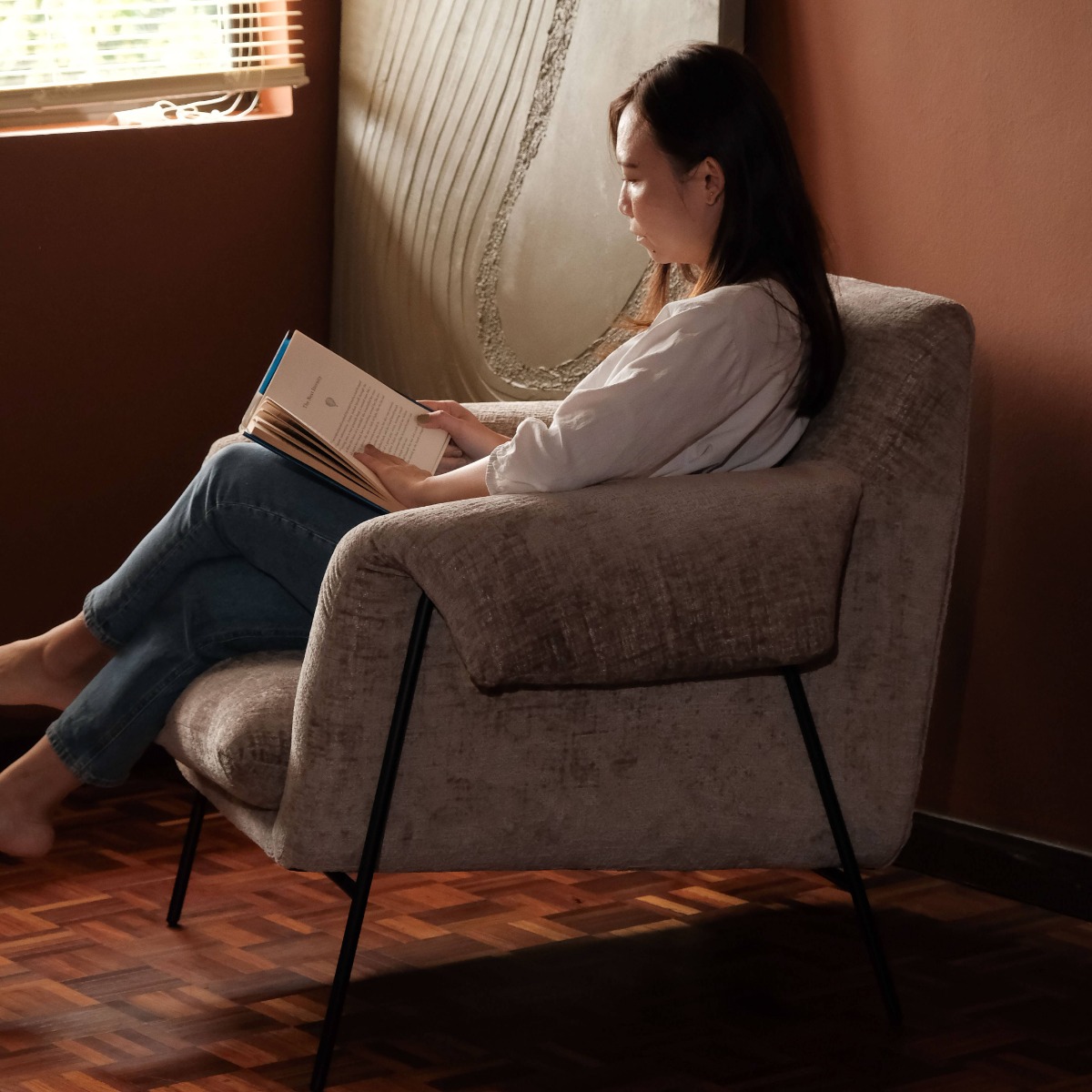 Ivan Sand Beige Lounge Chair