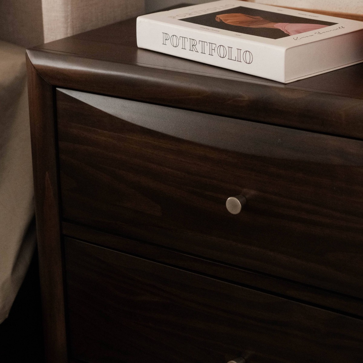 Florian Bedside Table