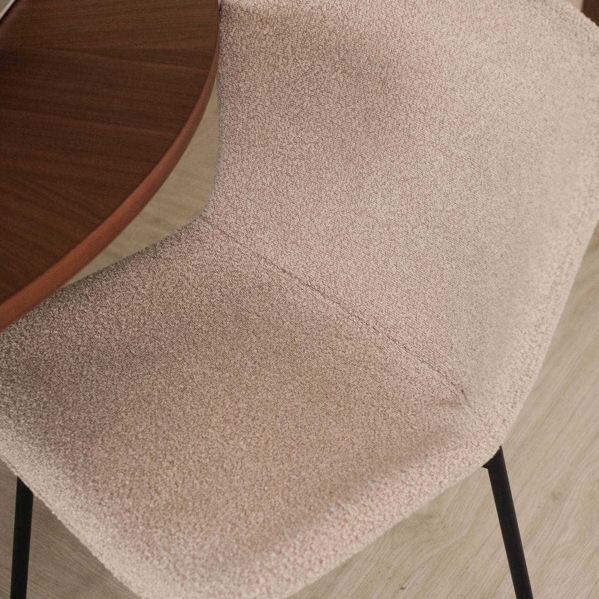 Zoya Cloud Sand Dining Chair