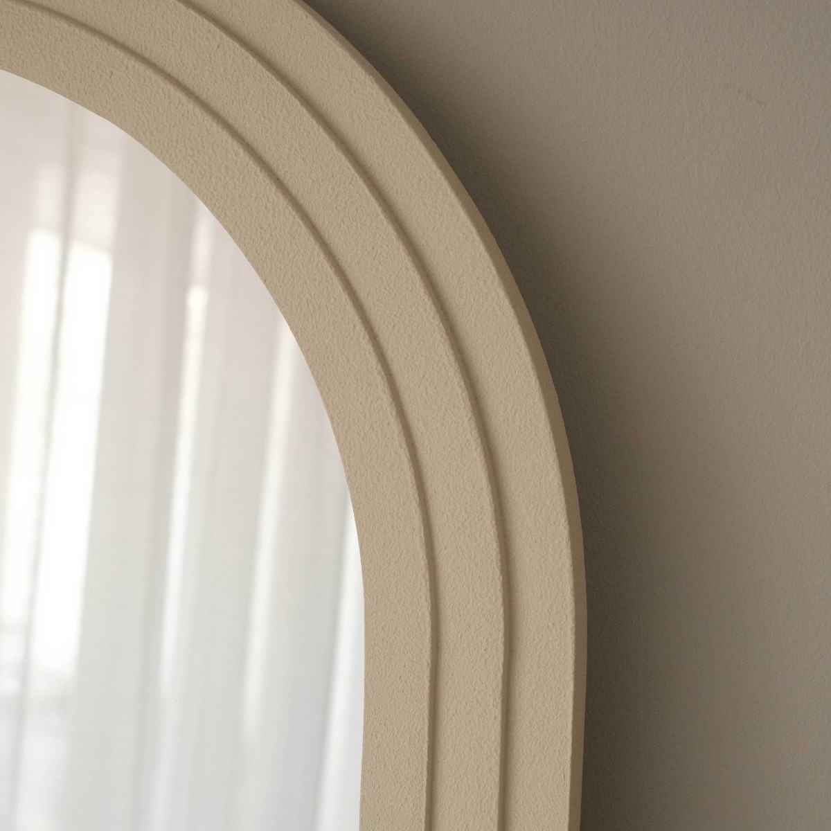 Arcus Off-White Mirror