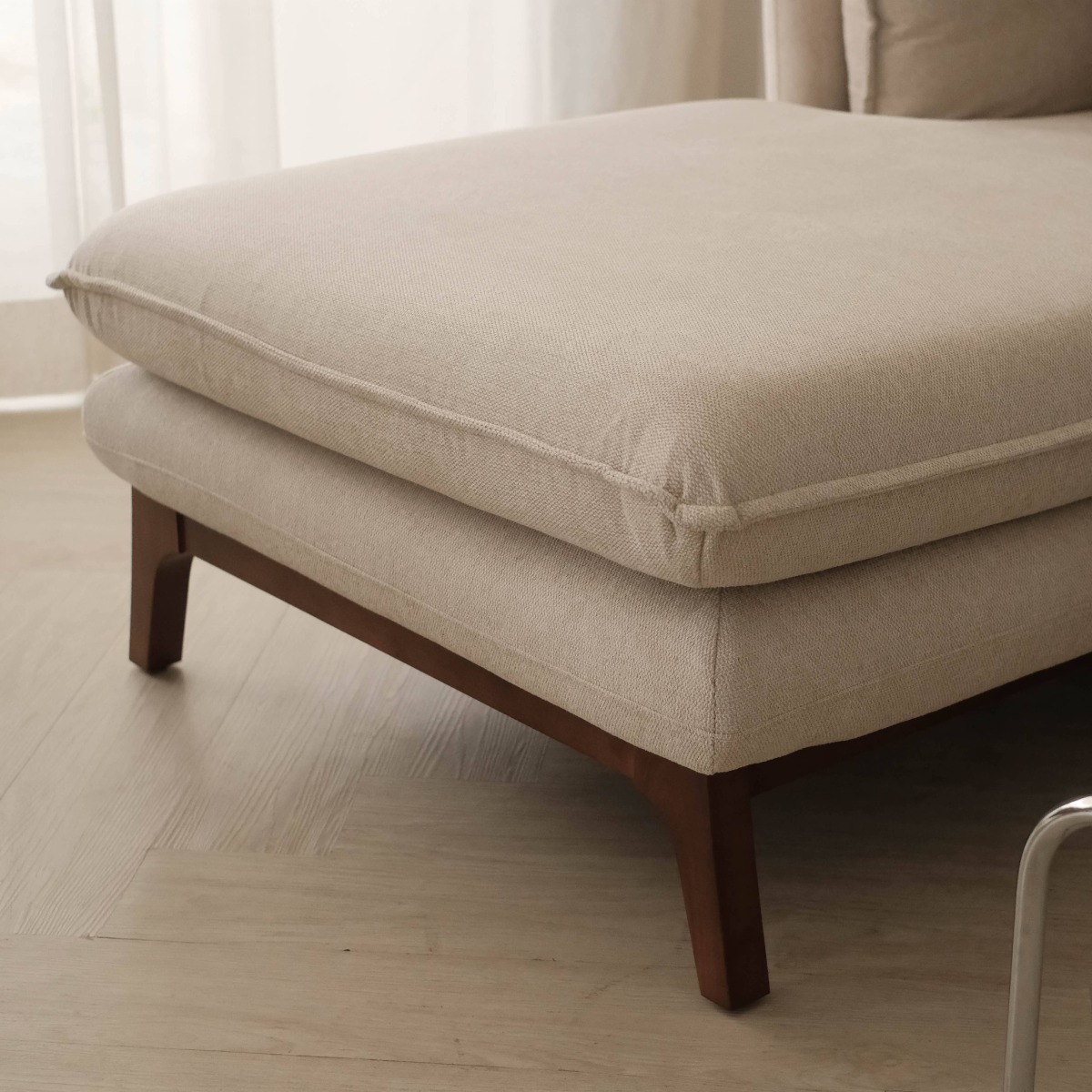 Brett Light Grey Right Sectional Sofa