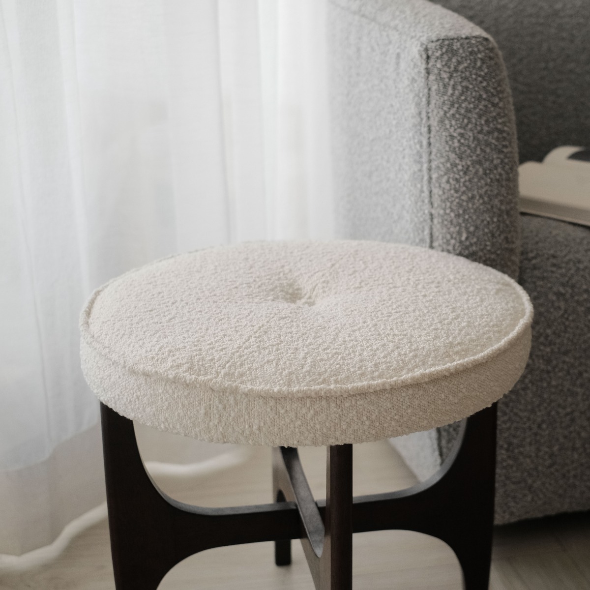 Khloe Cloud White Stool