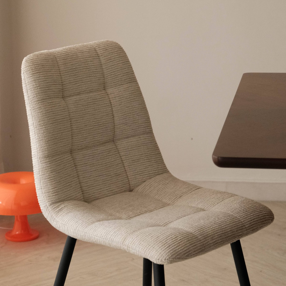 Clyde Vanila Dining Chair
