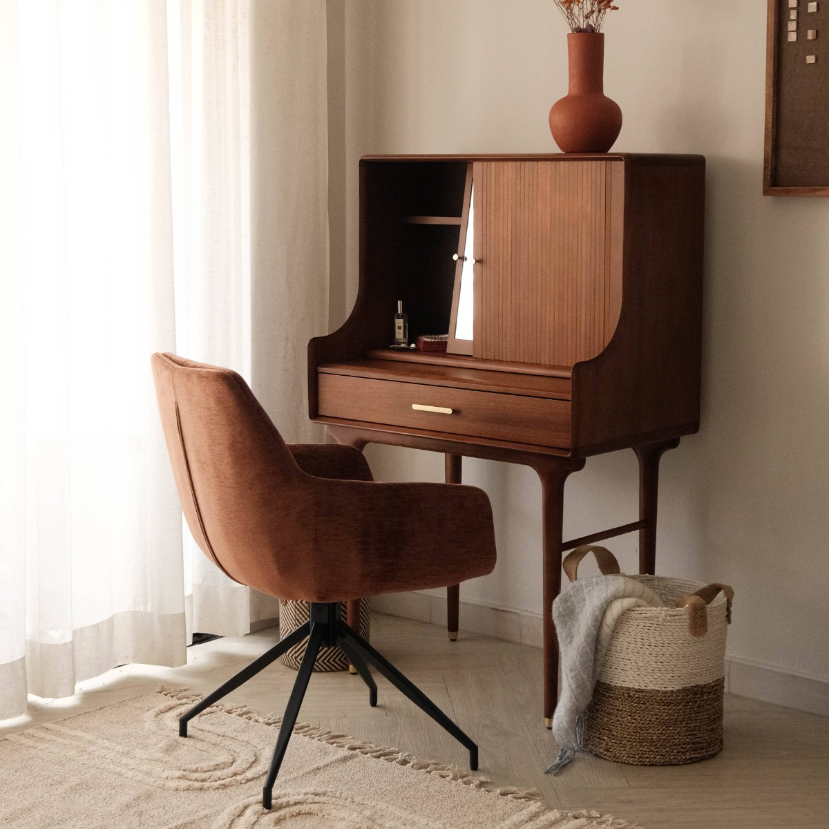 Scarlett Dressing Table