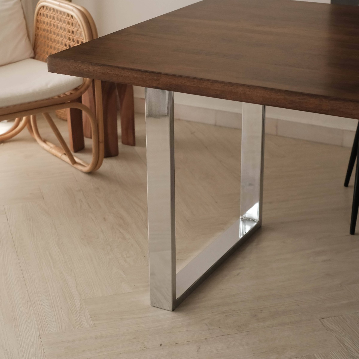 Merlin Dining Table 210cm
