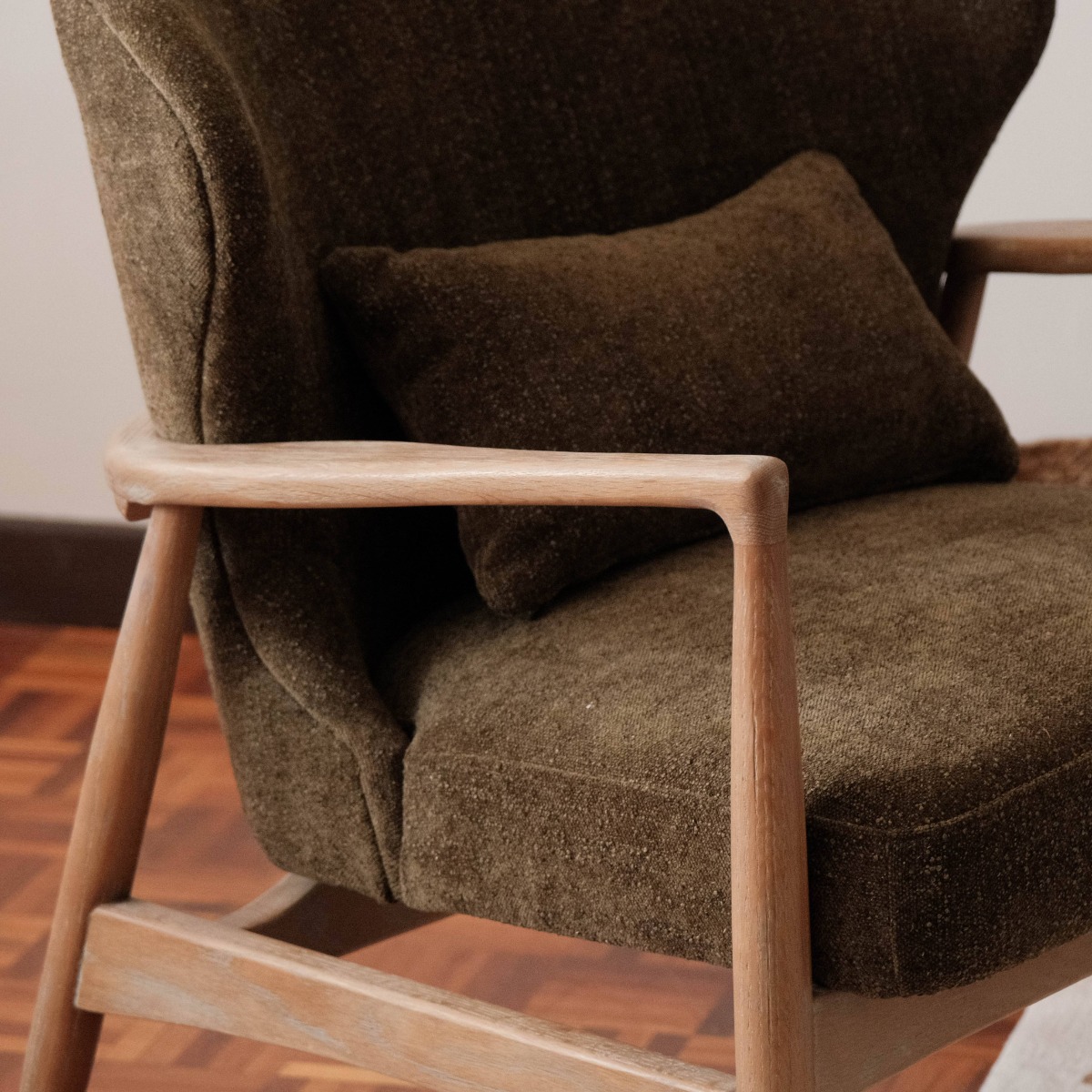 Paloma Retro Green Lounge Chair