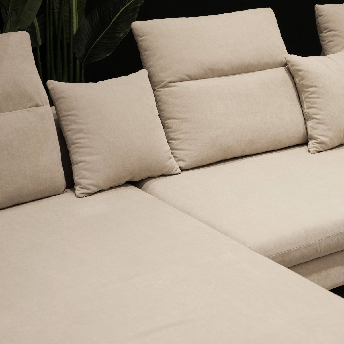 Scarlett Right Sectional Wide Sofa