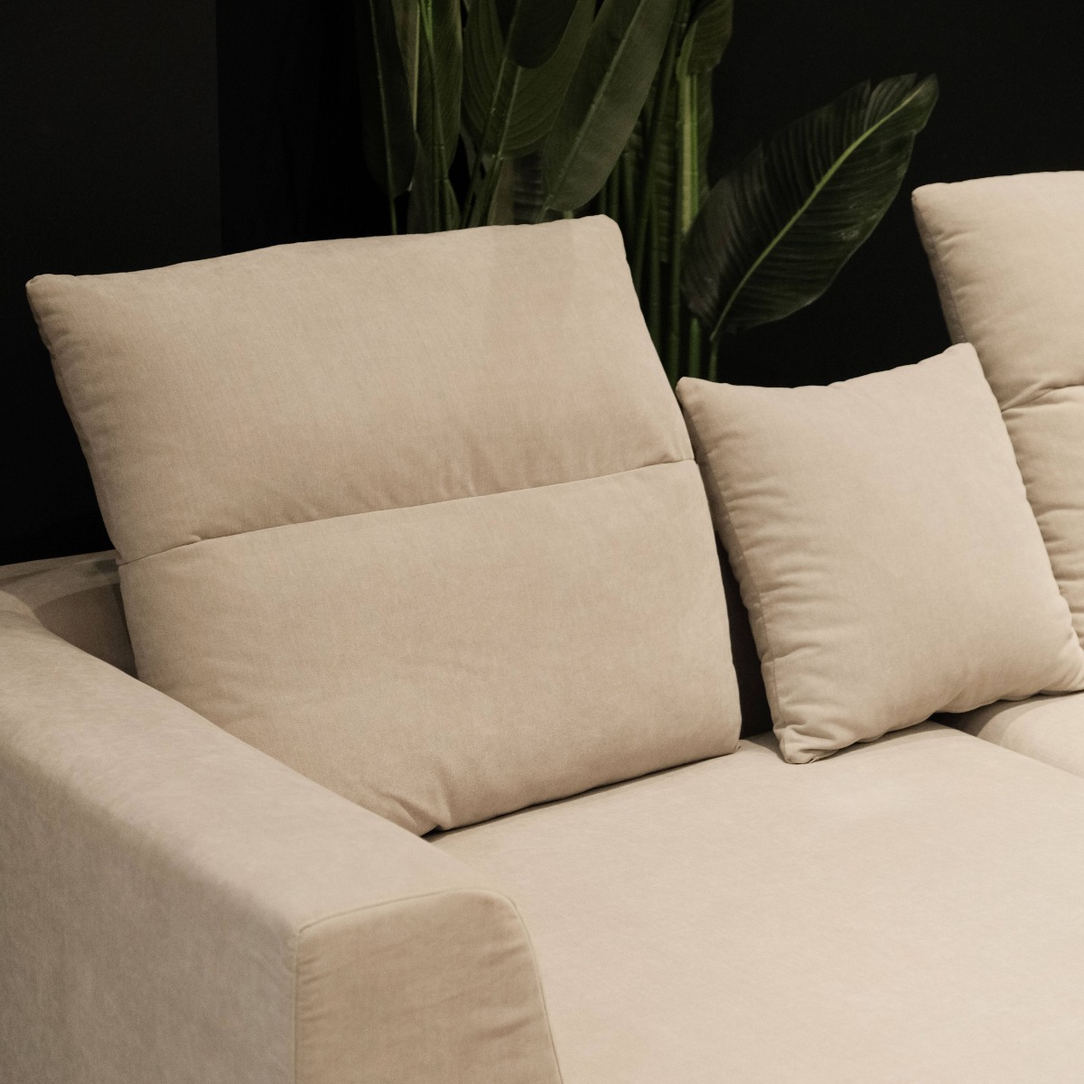 Scarlett Right Sectional Wide Sofa