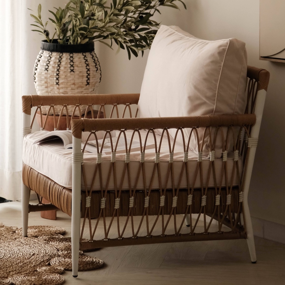 Kalmia Outdoor 1 Seater Sofa