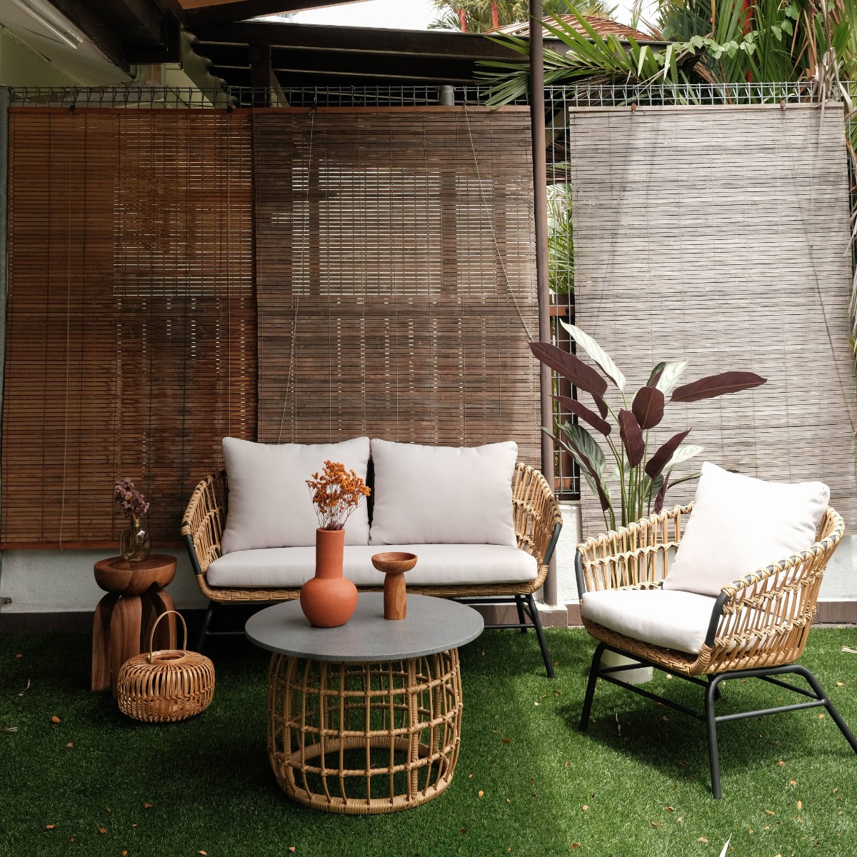 Camellia Outdoor 1 Seater Sofa