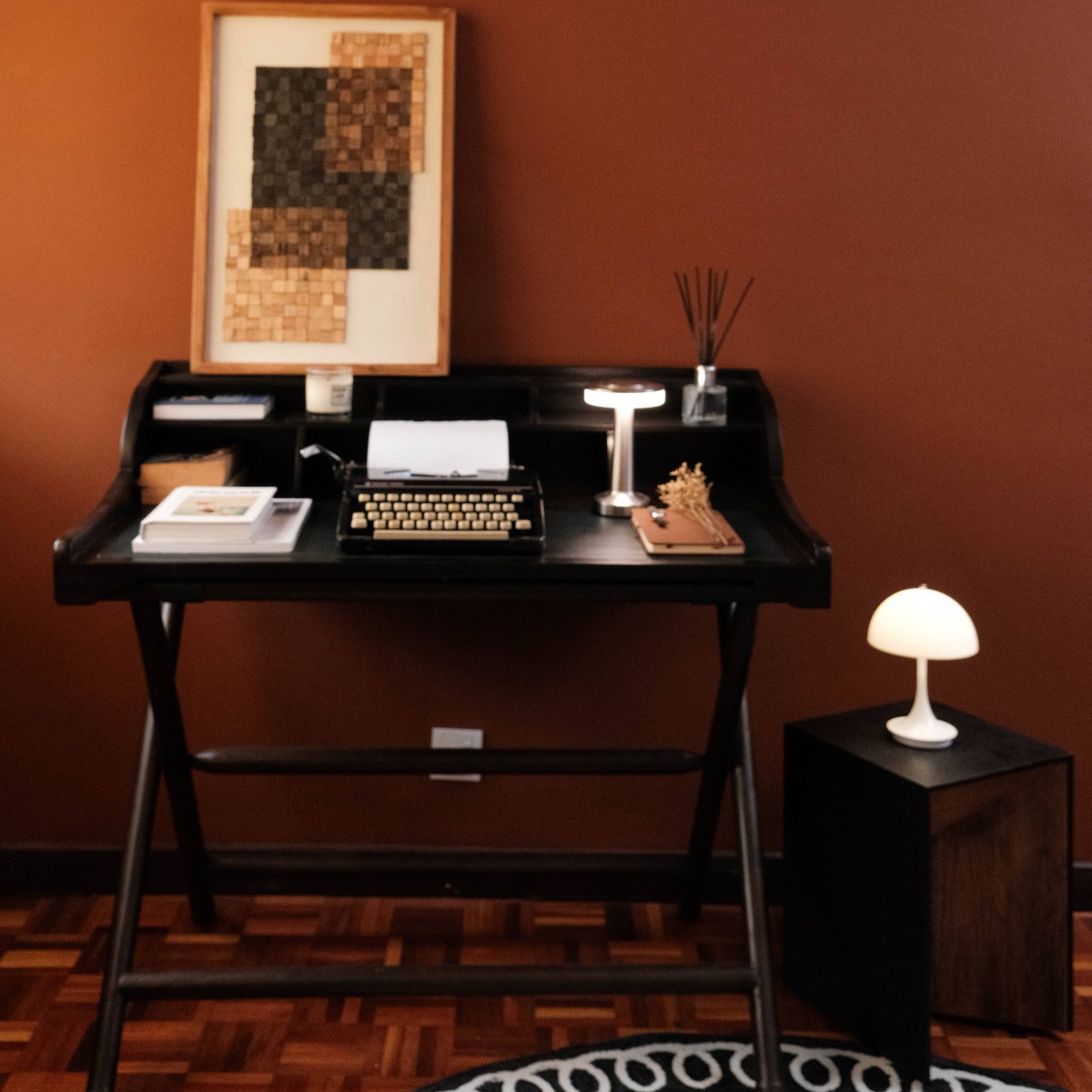 Voyage Desk