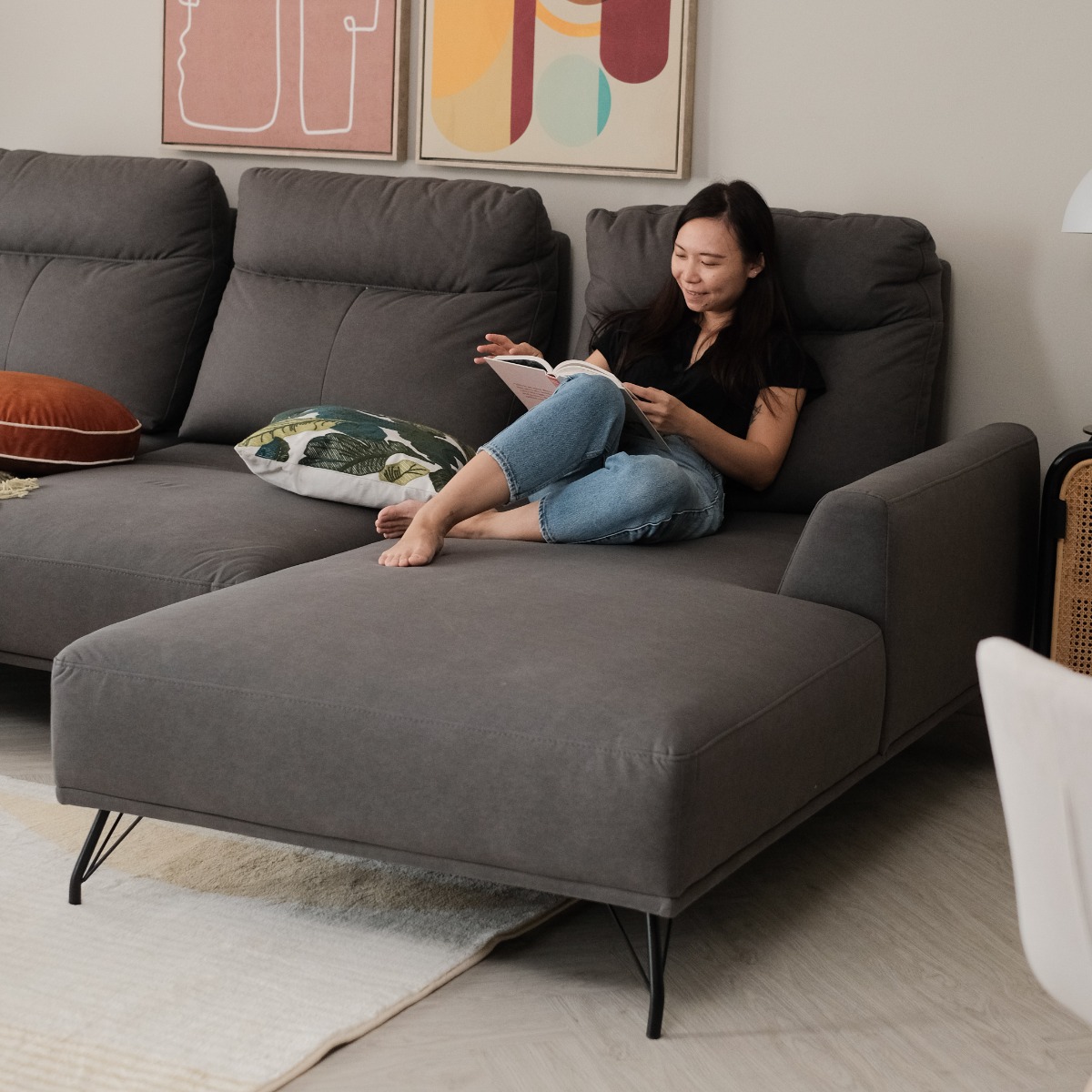 Maila Left Sectional Sofa With Adjustable Back