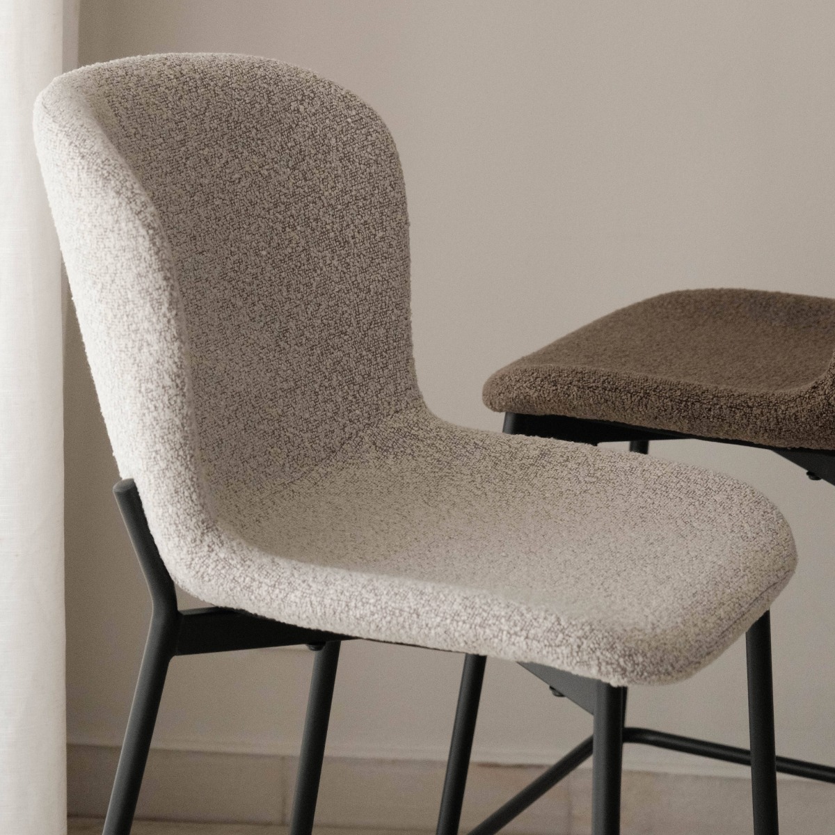 Zoya Cloud Grey Counter Stool