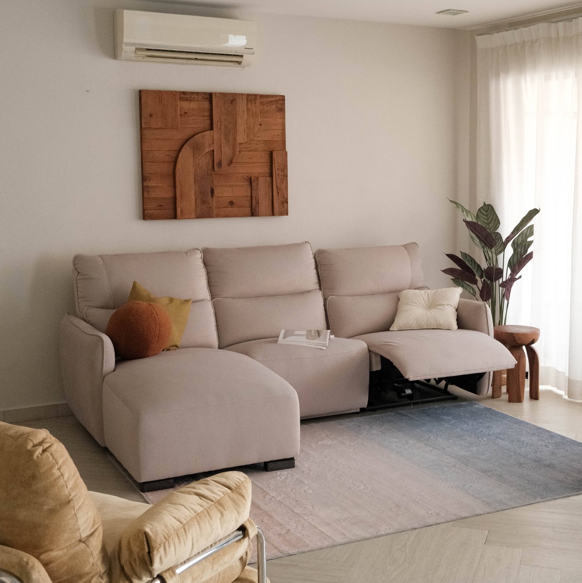Camilla Right Sectional Power Reclining Sofa