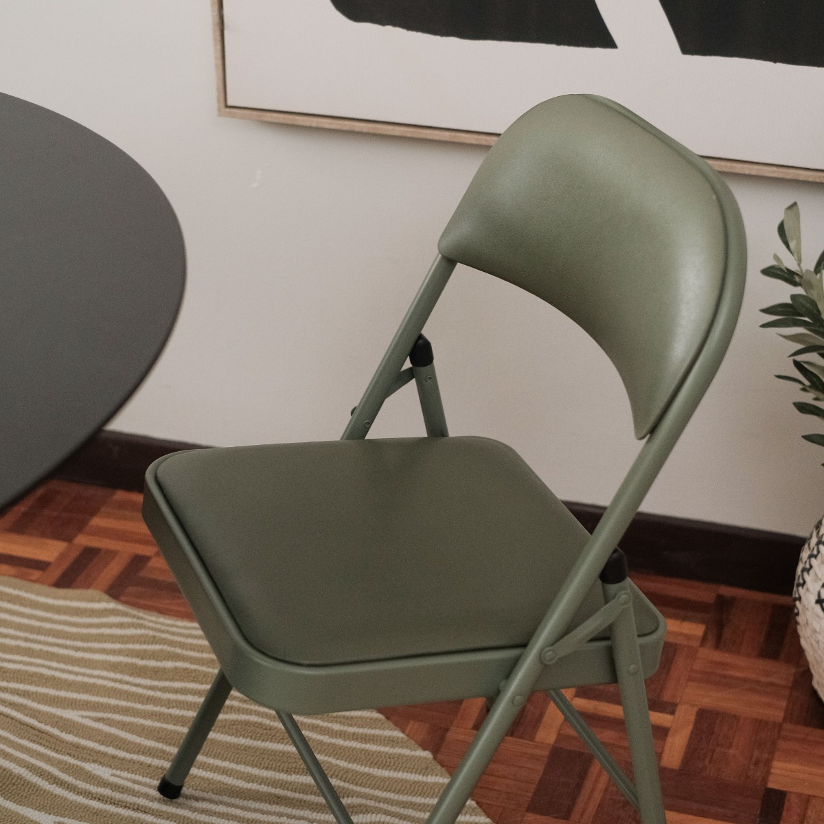 Hana Folding Chair Olive