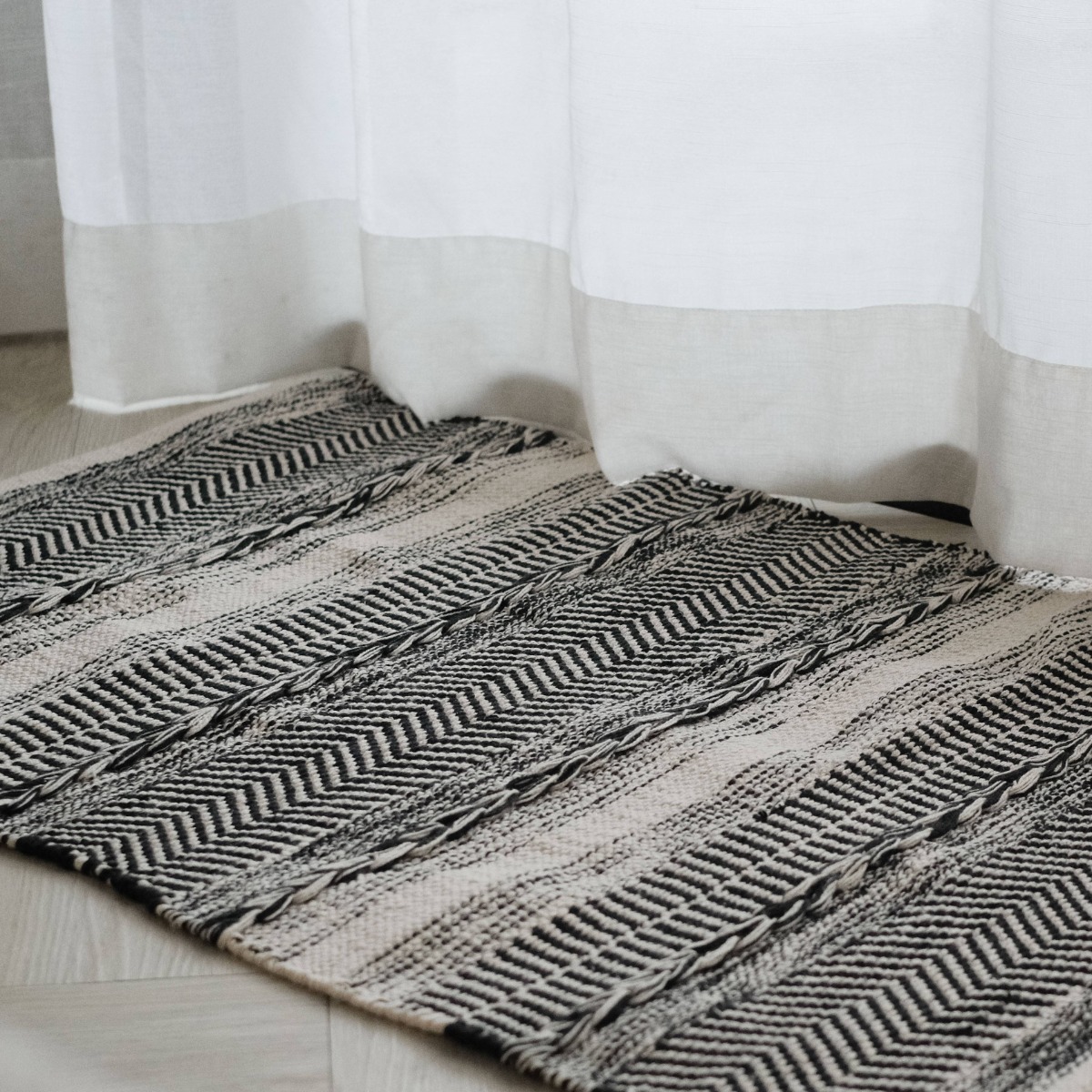Lenx Zigzag Stripe Cotton Floor Mat 60x90