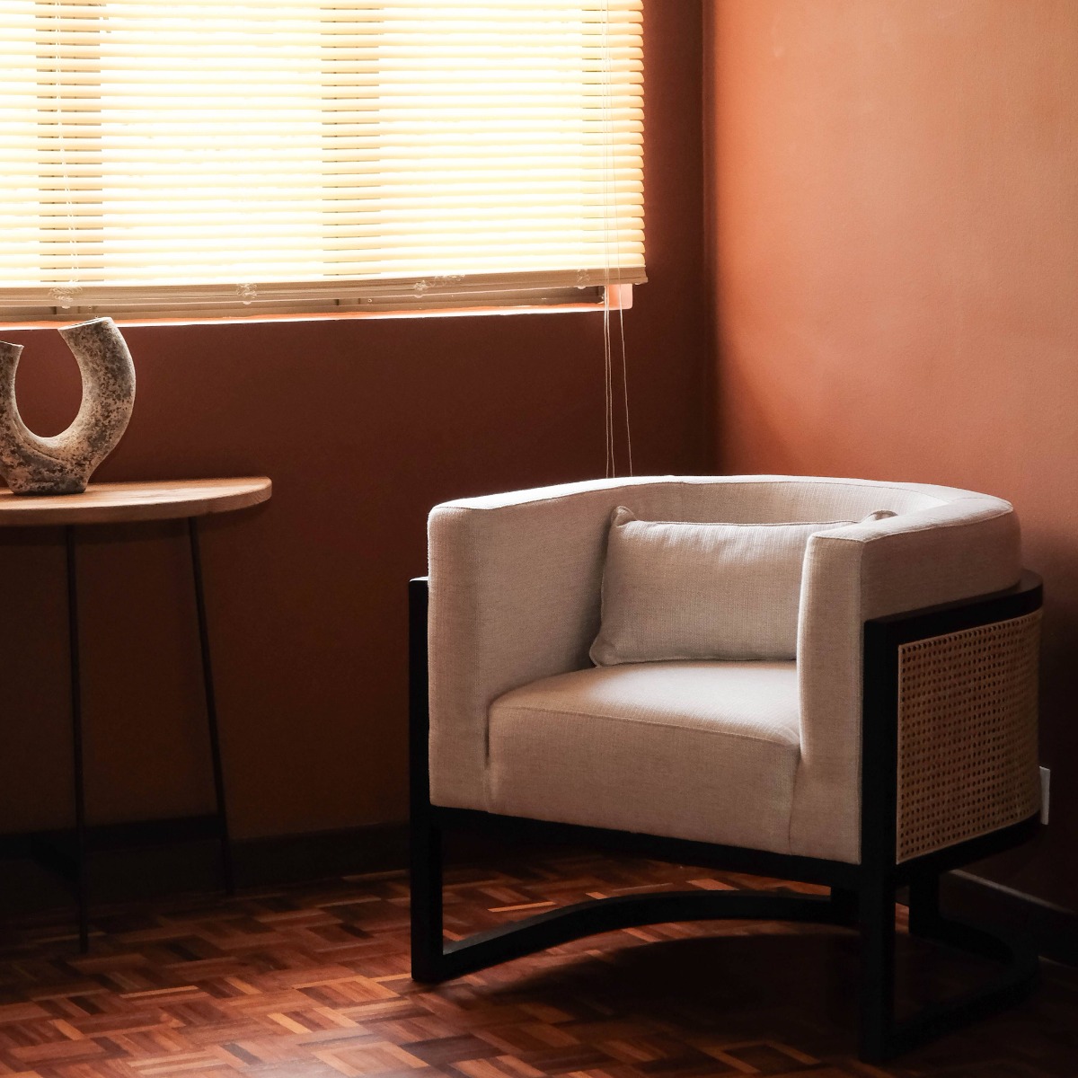 Pasha Lounge Chair