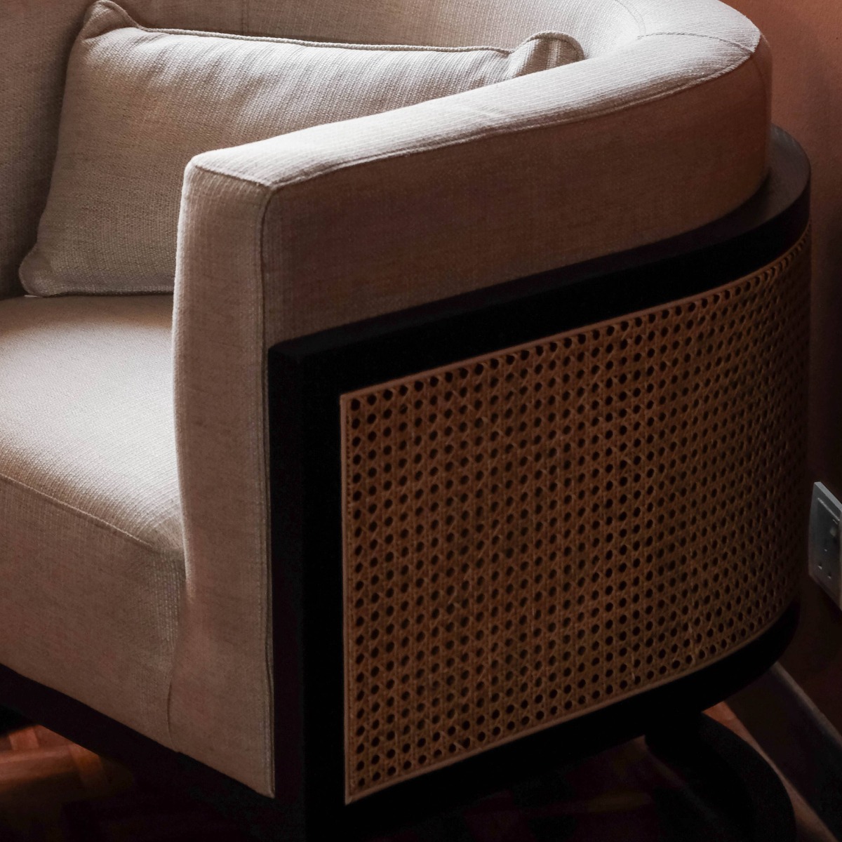 Pasha Lounge Chair