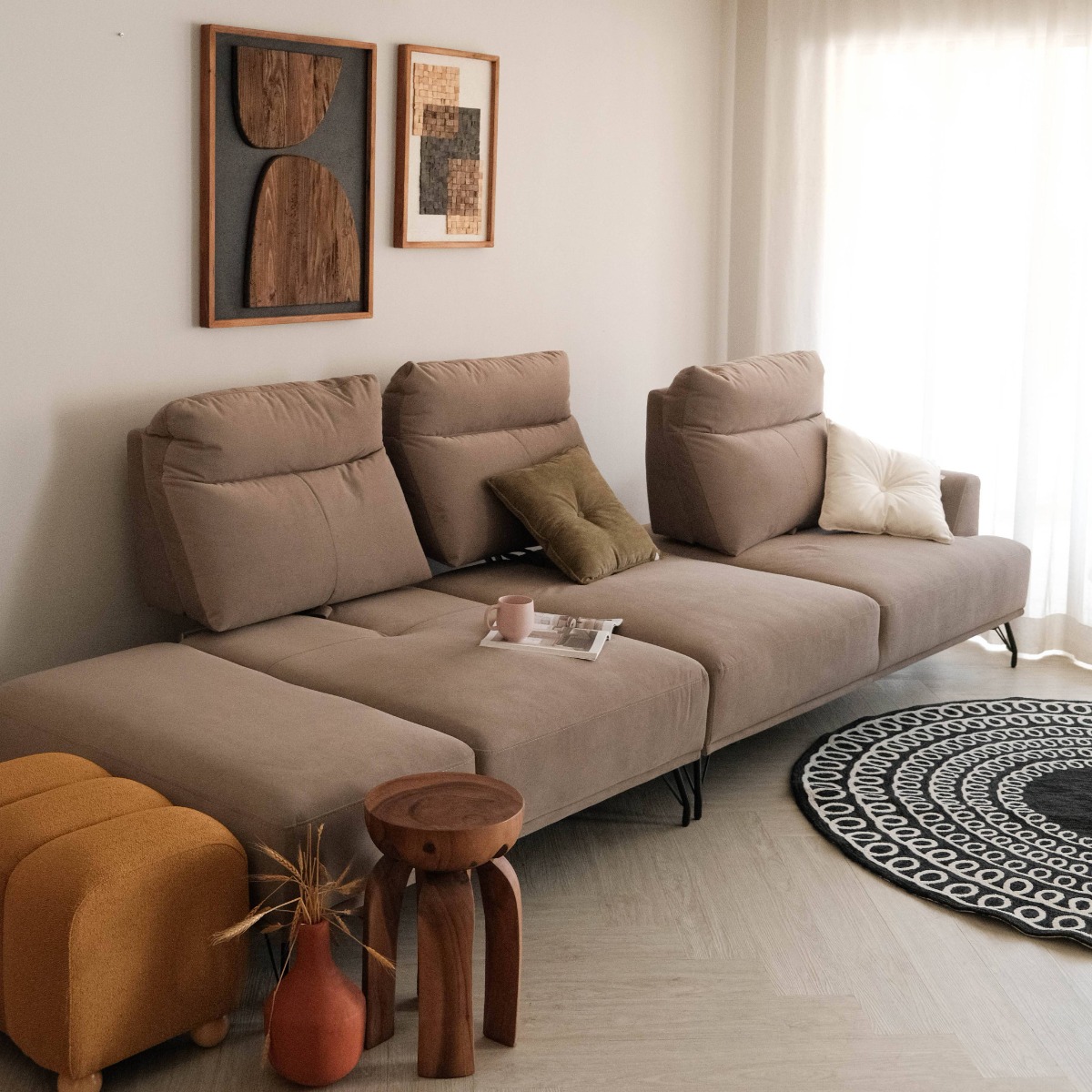 Maila 4 Seater Right Chaise Sofa With Adjustable Back