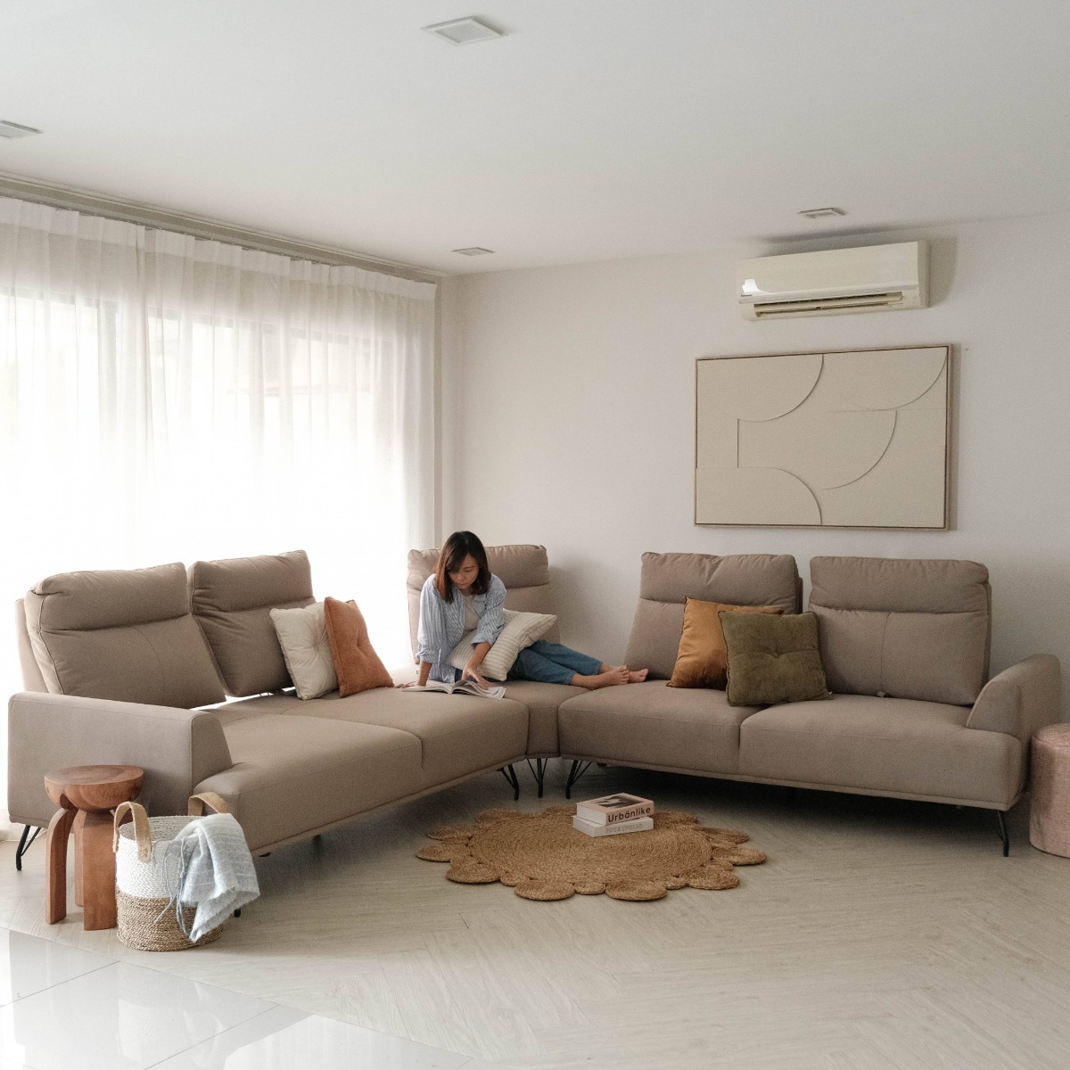 Maila Wide Corner Sofa With Adjustable Back