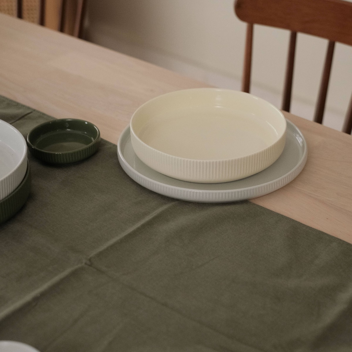 Yuri Dinner Plate Mist Grey