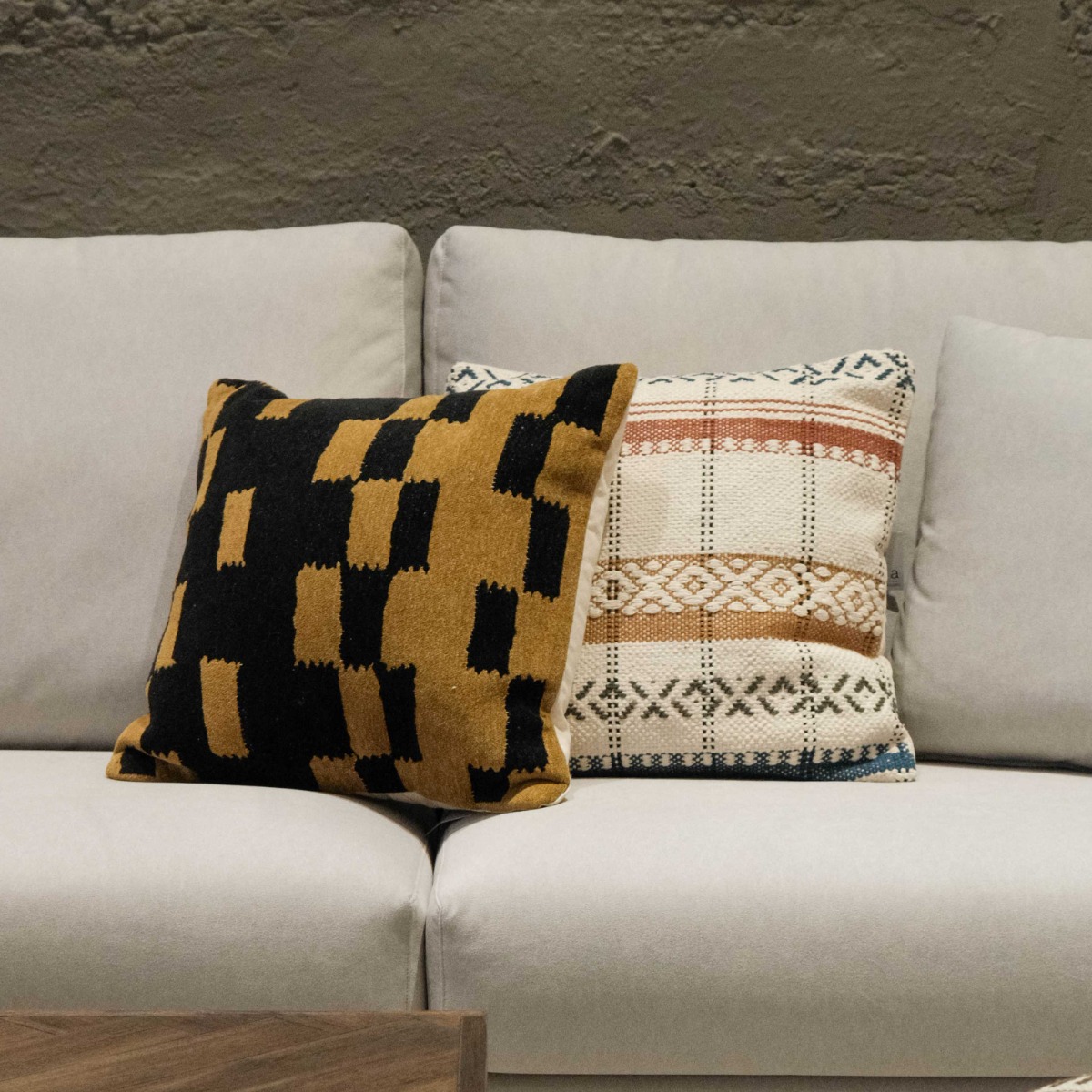 Aria Plaid Cushion 45x45