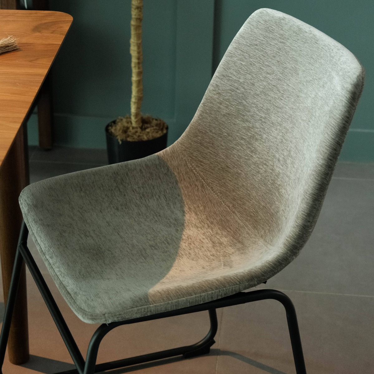 Haymitch Light Grey Dining Chair