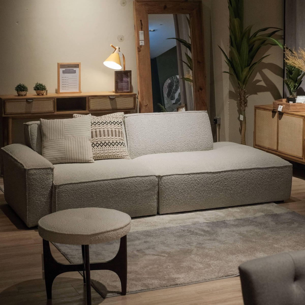 Soho Right Arm Lounge Sofa